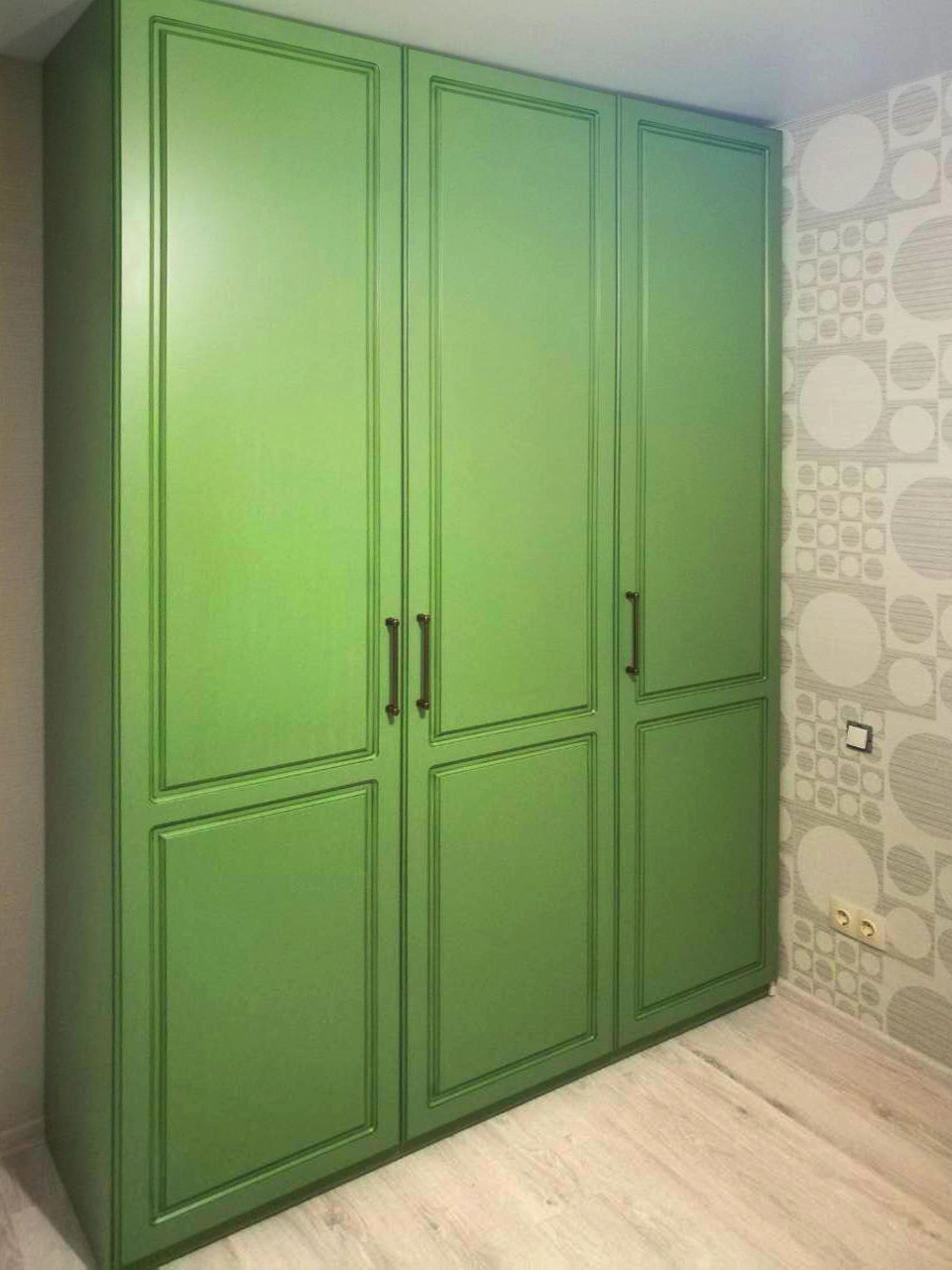Шкаф платяной икеа зеленый